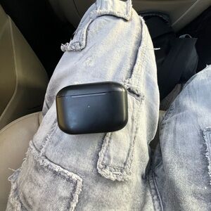 Black Wireless Earbuds Case